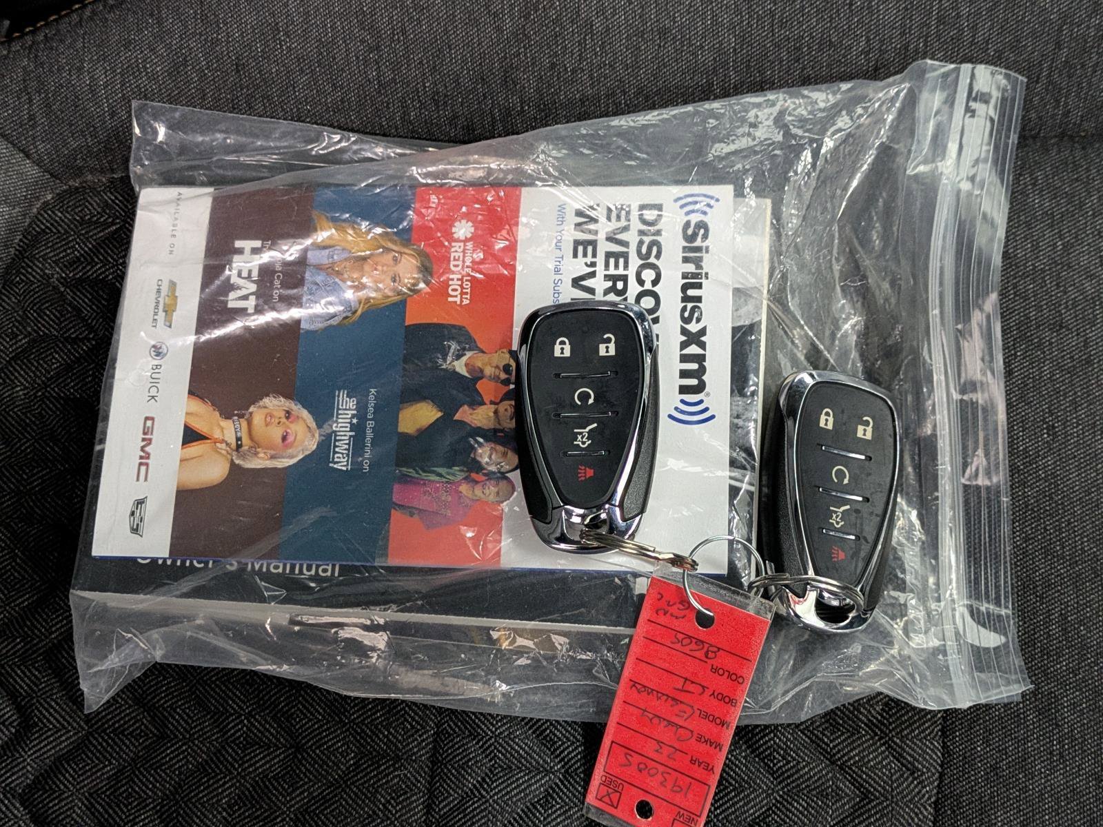 Used 2023 Chevrolet Equinox LT w/ Driver Convenience Package image 14