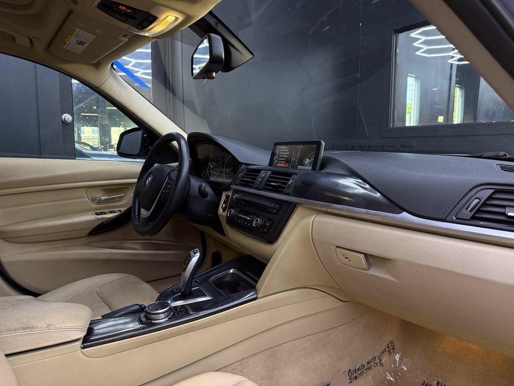 Used 2015 BMW 328i xDrive Sedan AWD/4WD image 25