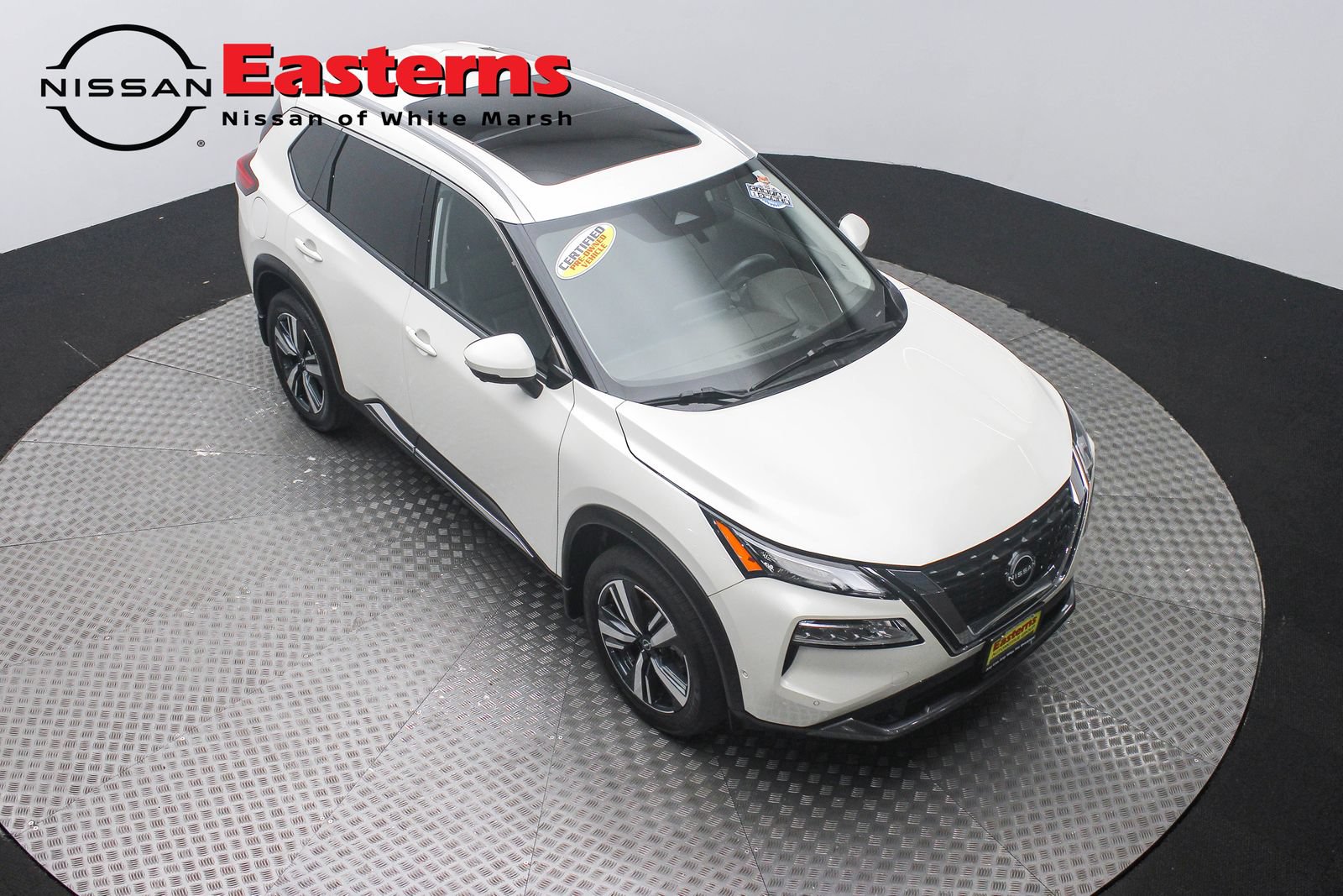 Used 2023 Nissan Rogue SL w/ SL Premium Package AWD/4WD image 3