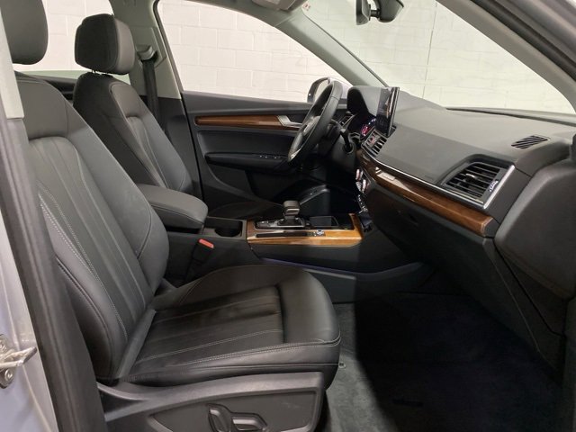 Used 2023 Audi Q5 2.0T Premium w/ Convenience Package image 81