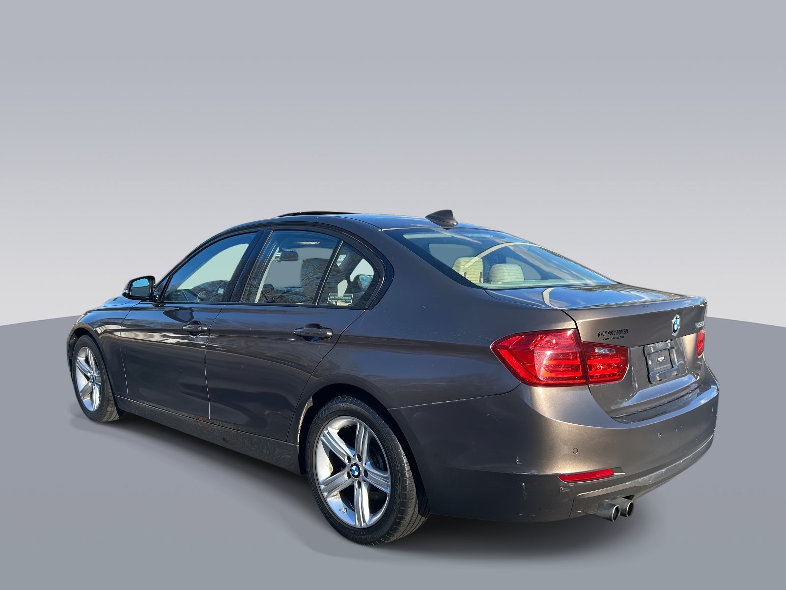 Used 2015 BMW 328i Sedan RWD image 5