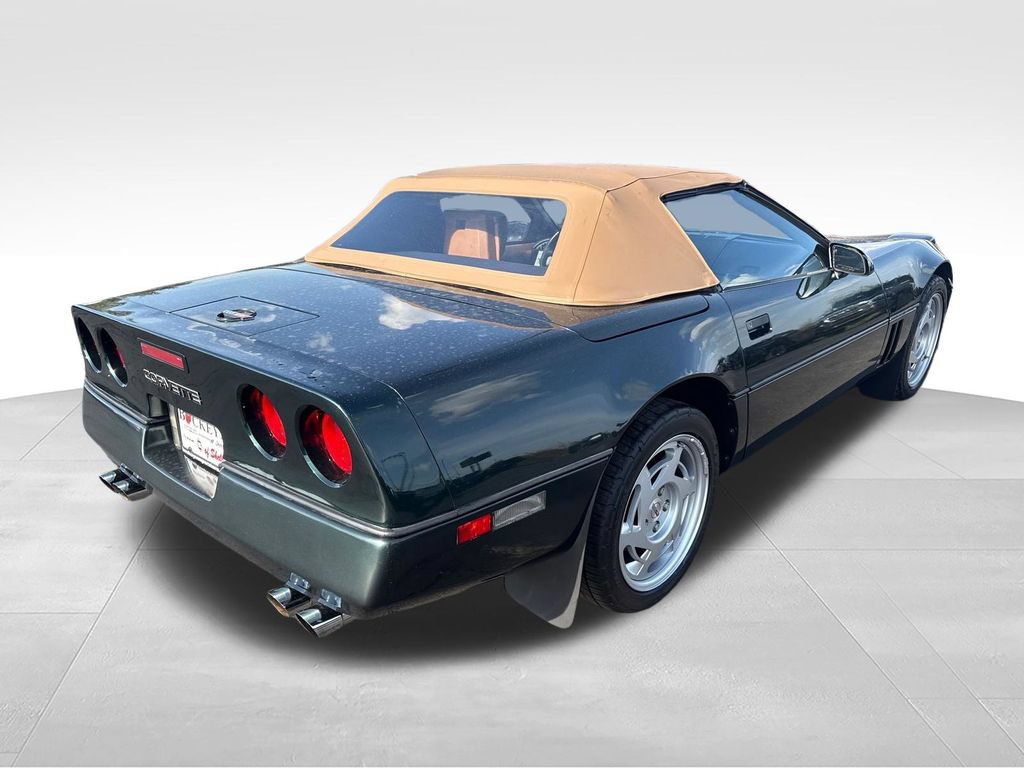 Used 1990 Chevrolet Corvette Convertible RWD image 3