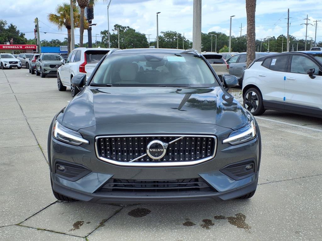 New 2026 Volvo V60 B5 Cross Country Plus w/ Protection Package Premier image 2