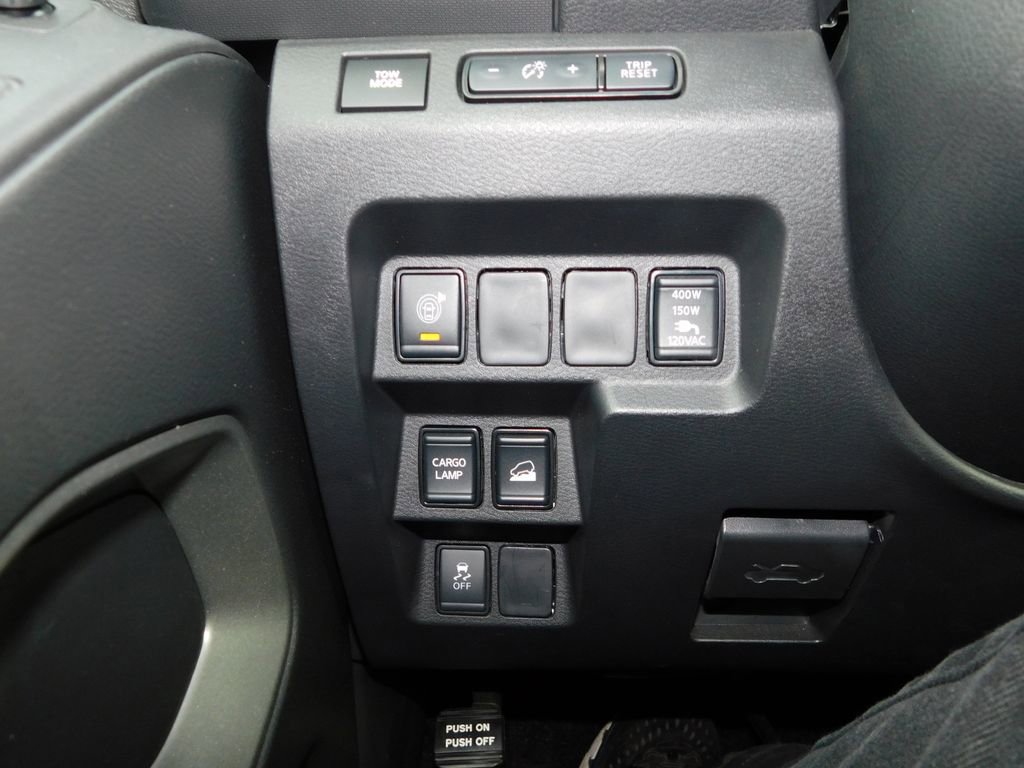 Used 2024 Nissan Frontier SV w/ Hardbody Edition image 29