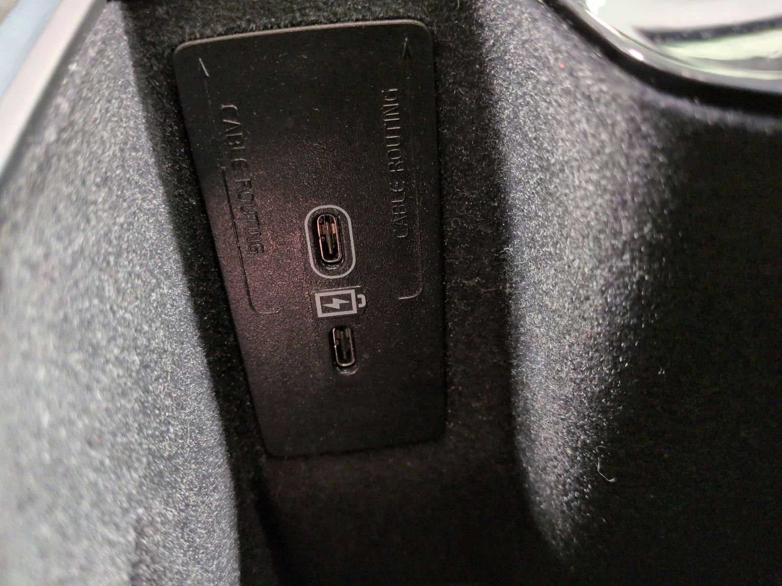 Used 2024 Volvo XC90 B5 Plus AWD/4WD image 34