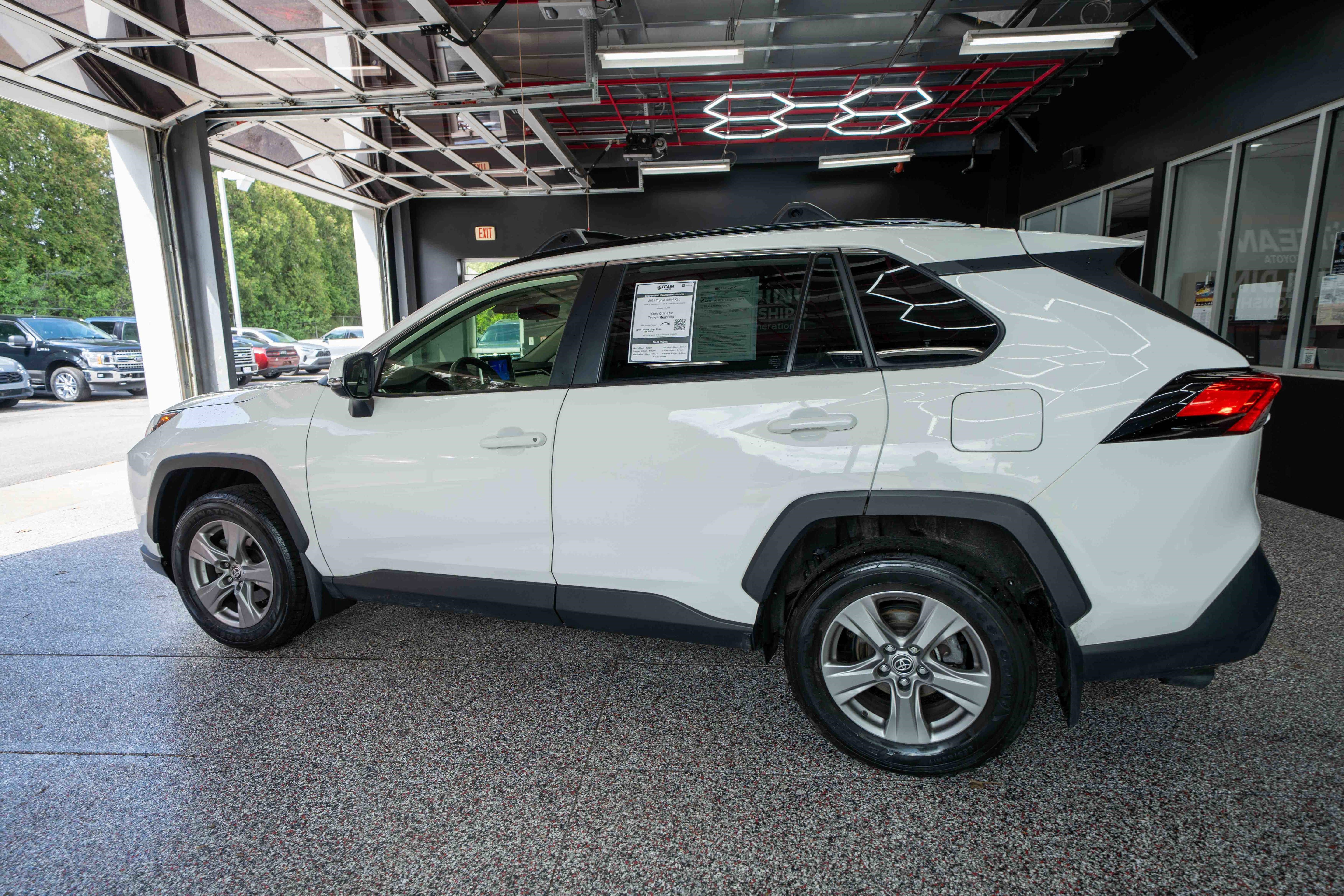 Used 2023 Toyota RAV4 XLE w/ Convenience Package AWD/4WD image 2