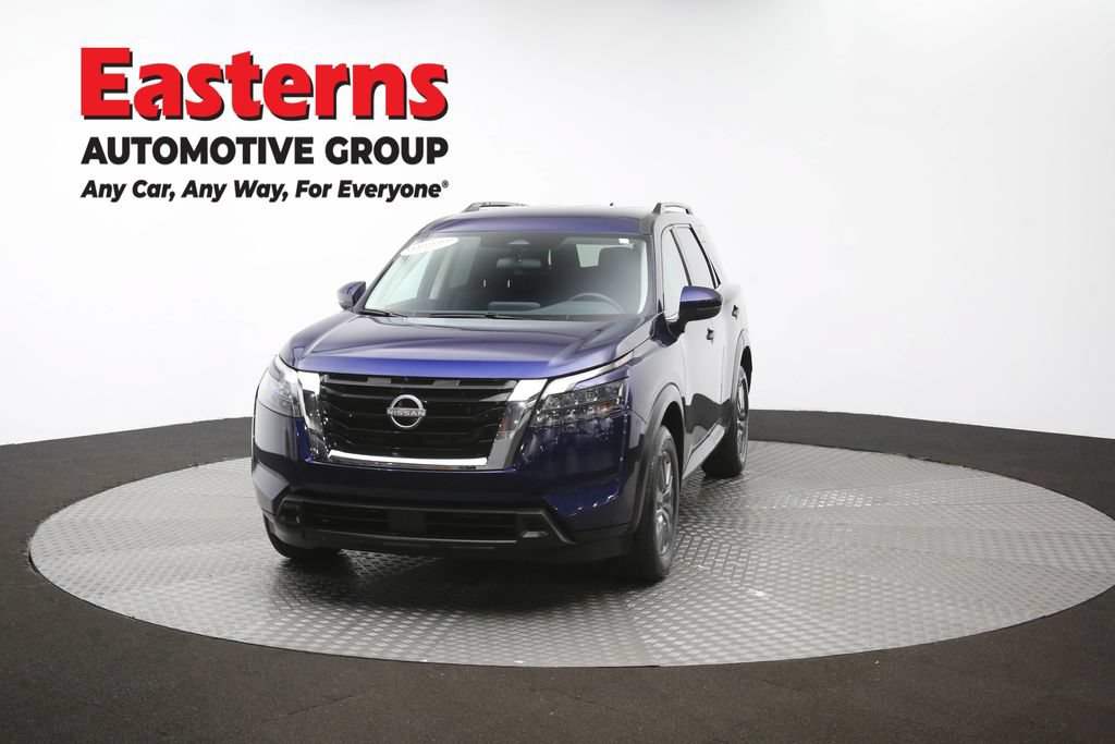 Used 2025 Nissan Pathfinder SV FWD image 53