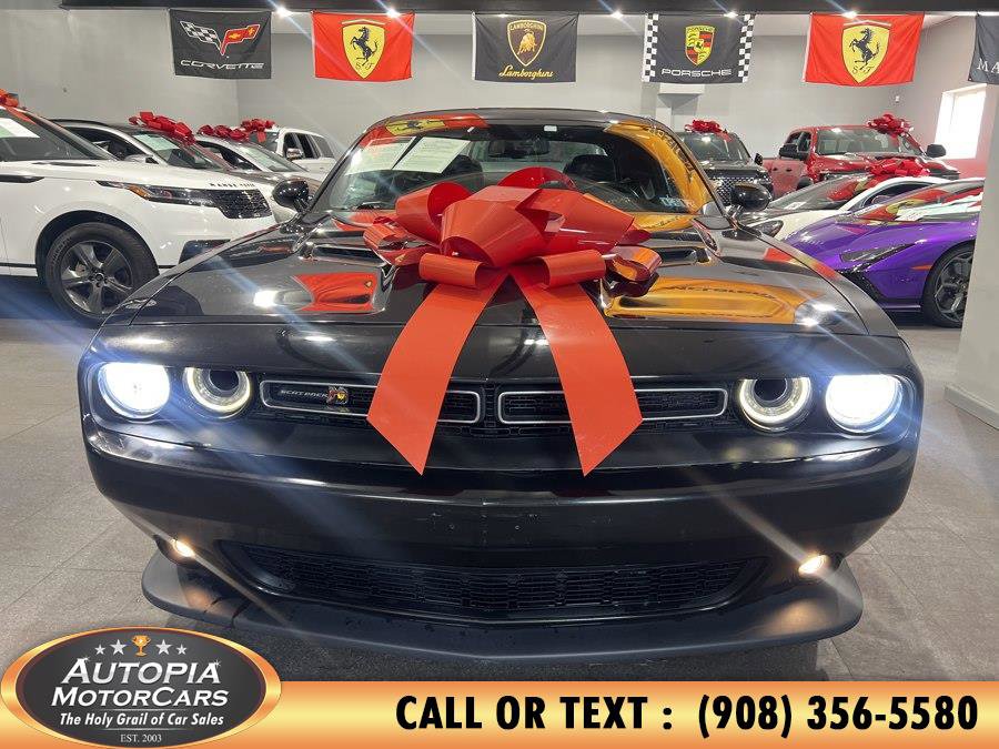 Used 2017 Dodge Challenger R/T Scat Pack image 23