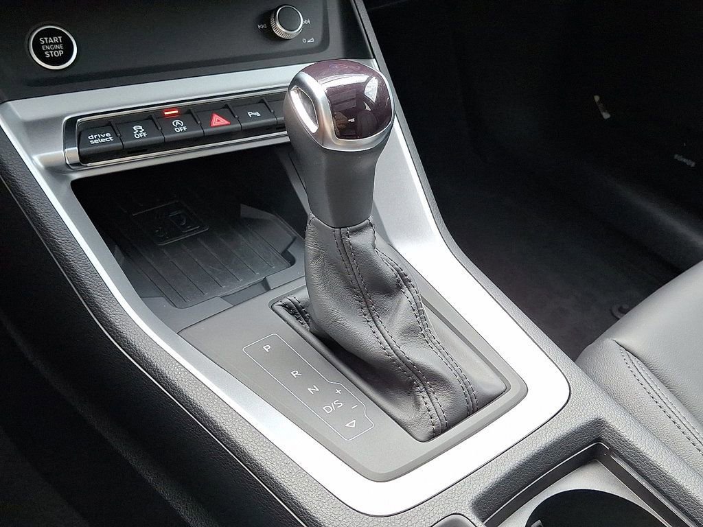 Certified 2024 Audi Q3 2.0T Premium Plus image 16