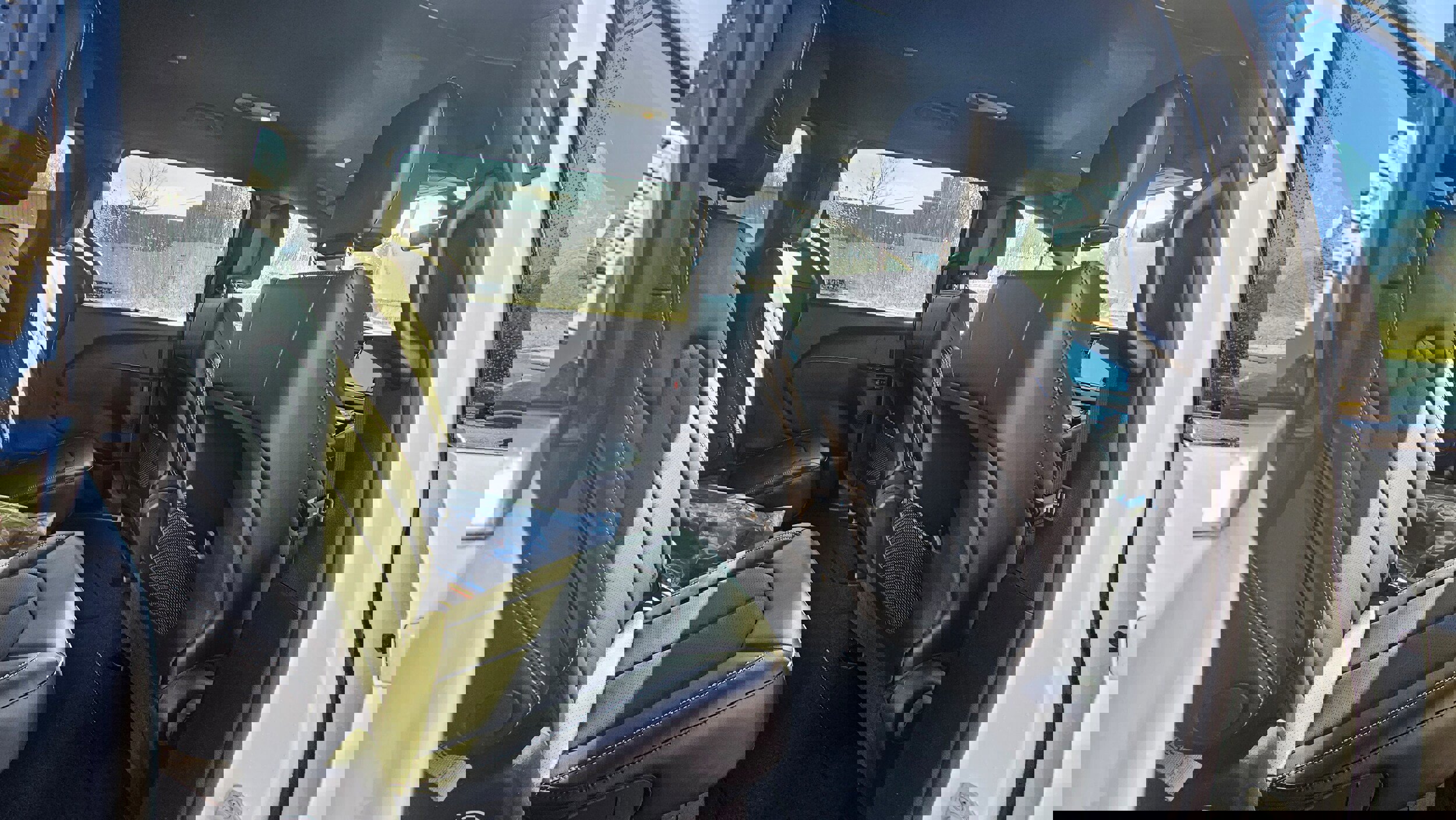 New 2026 Chrysler Voyager LX image 9