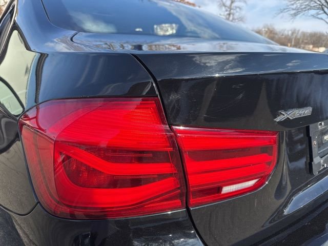 Used 2017 BMW 320i xDrive Sedan image 31