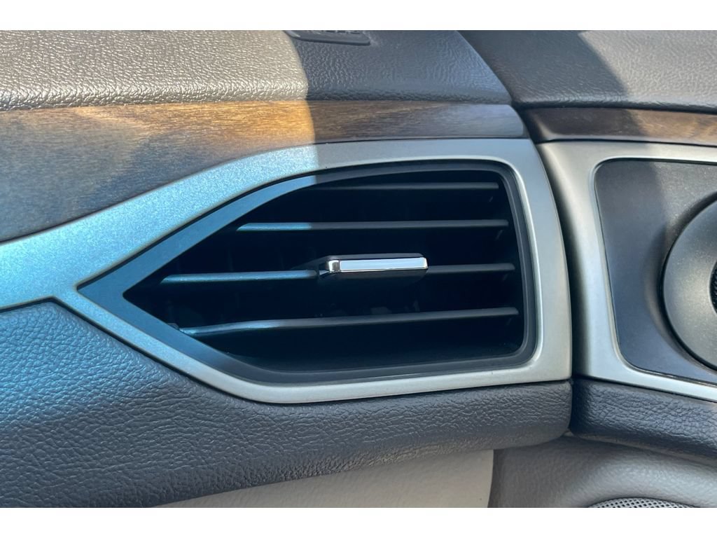 Used 2018 Lincoln MKZ Reserve FWD image 30