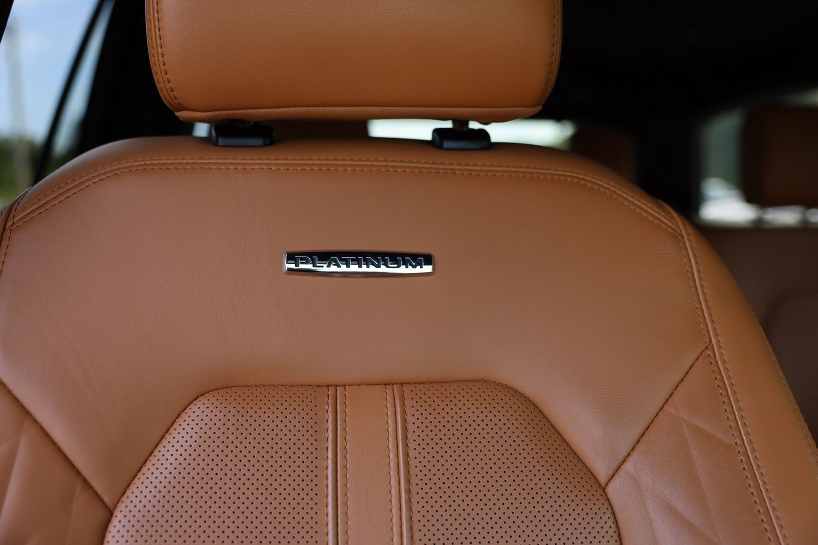 Certified 2022 Ford Expedition Platinum image 15