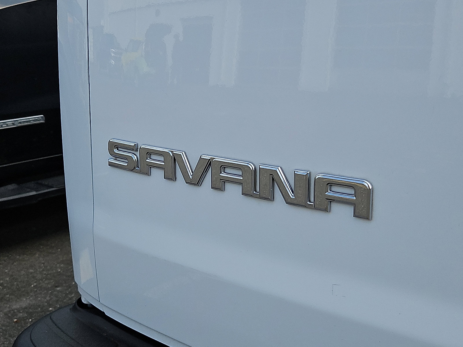 Certified 2024 GMC Savana 2500 w/ Driver Convenience Package image 11