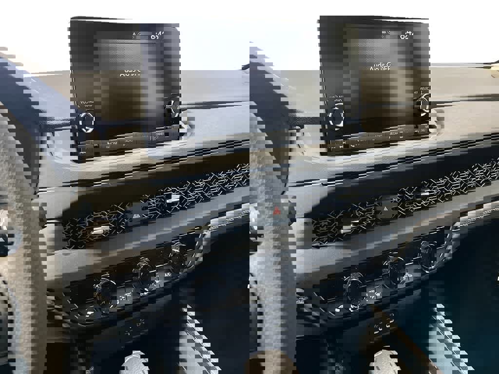 Used 2025 Honda Accord SE image 19