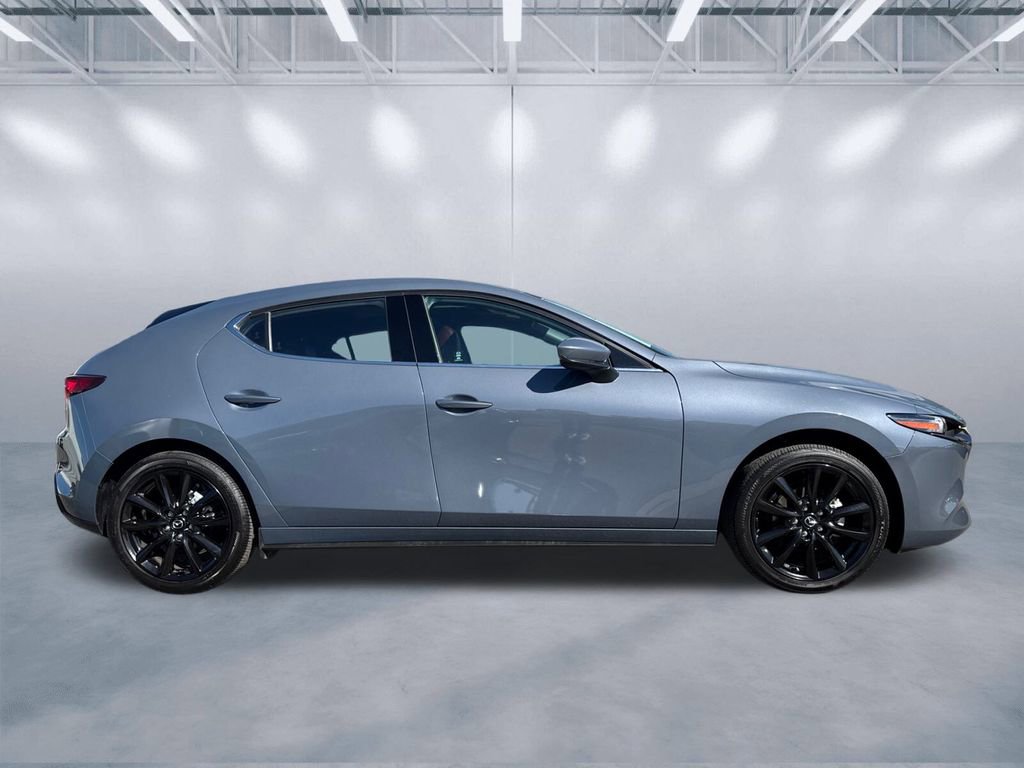 Used 2025 MAZDA MAZDA3 2.5 S Hatchback w/ Premium Pkg image 3
