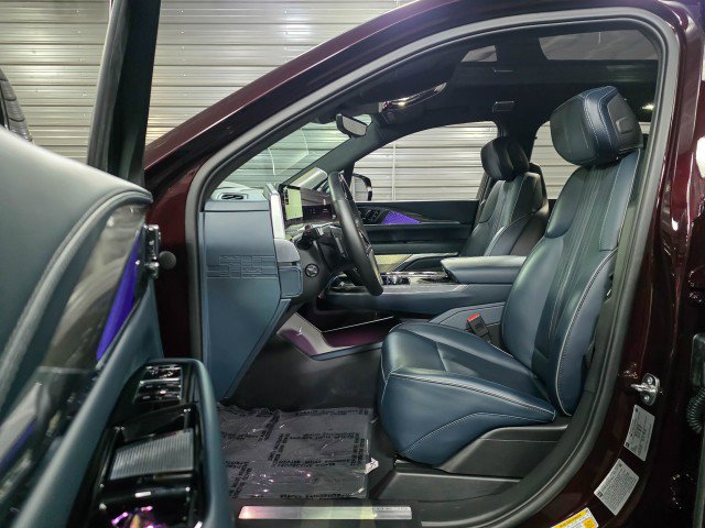 Used 2025 Cadillac Escalade IQ Luxury 2 w/ LPO, Premium Carpet Package image 13