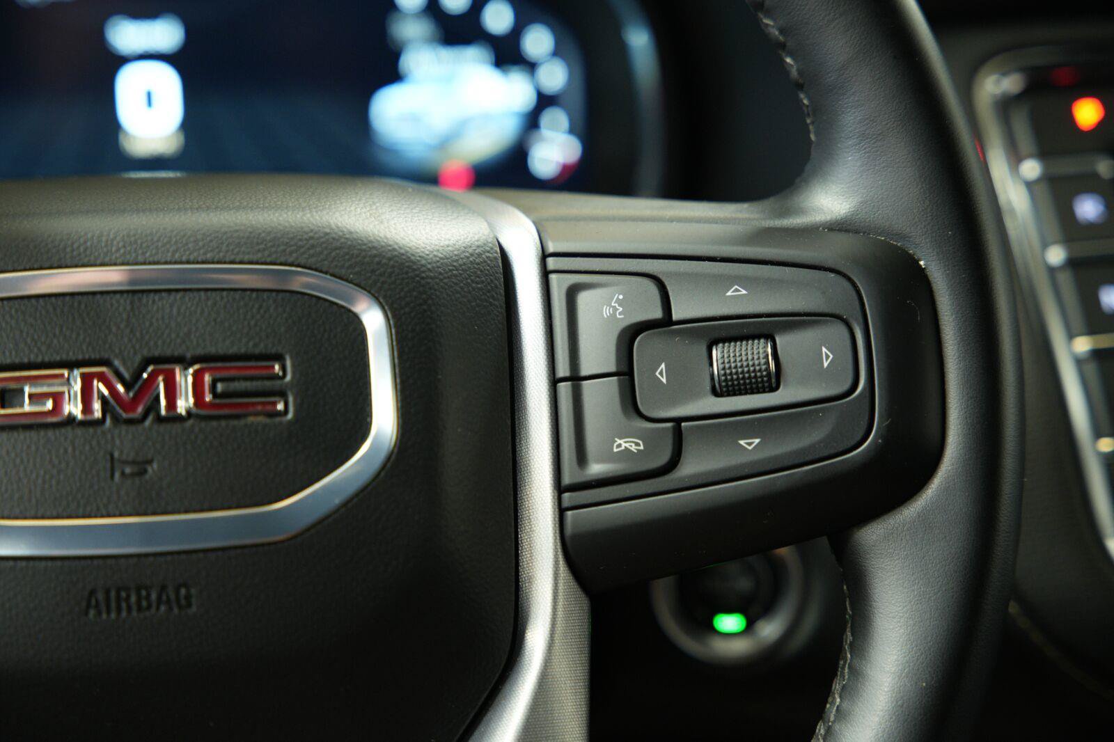 Certified 2024 GMC Yukon SLT AWD/4WD image 46