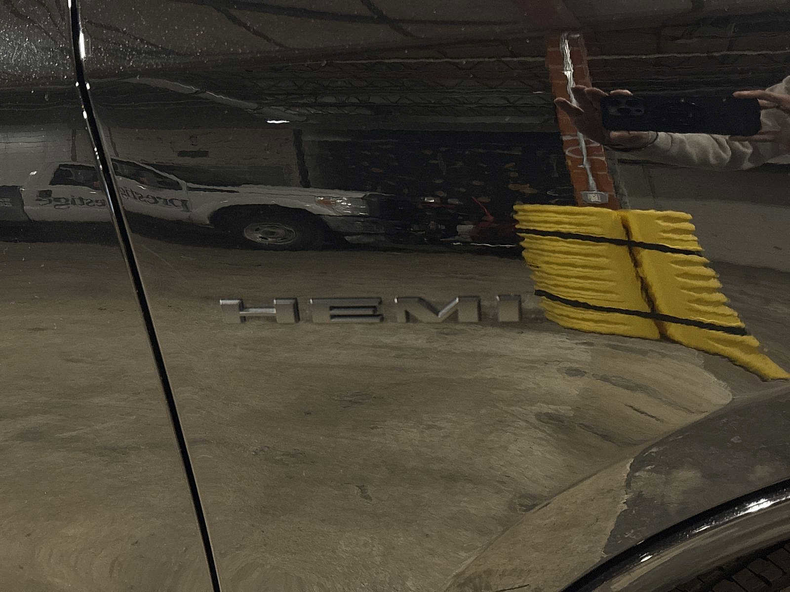 Used 2023 Dodge Durango R/T w/ Blacktop Package image 29