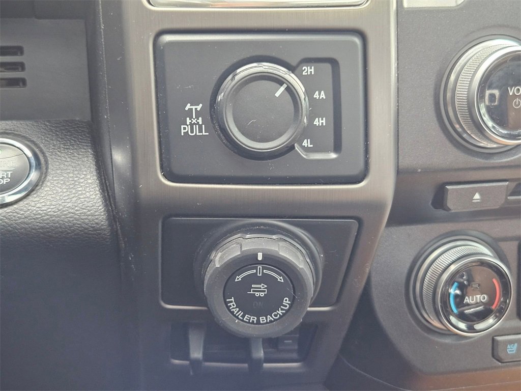 Used 2017 Ford F150 Limited w/ Trailer Tow Package image 29