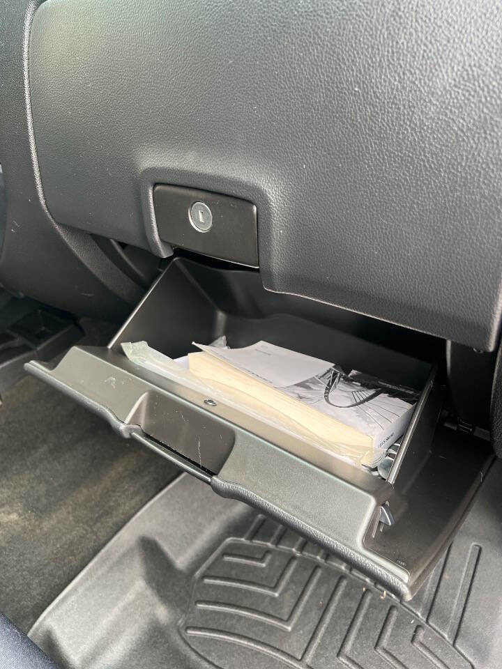 Used 2015 GMC Sierra 1500 Base 4x4 4dr Double Cab 6.5 ft w/ Sierra Convenience Package image 15