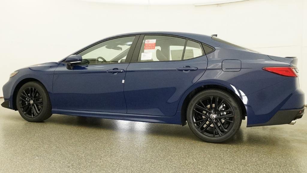 New 2026 Toyota Camry SE FWD image 2