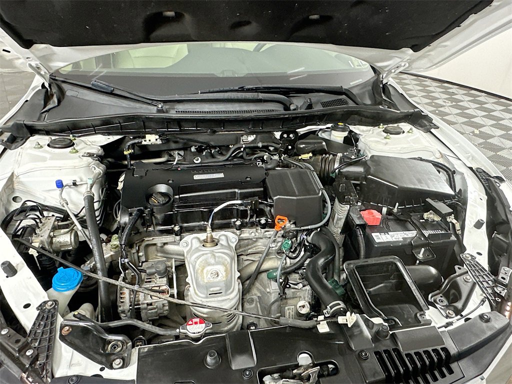 Used 2017 Honda Accord LX image 27