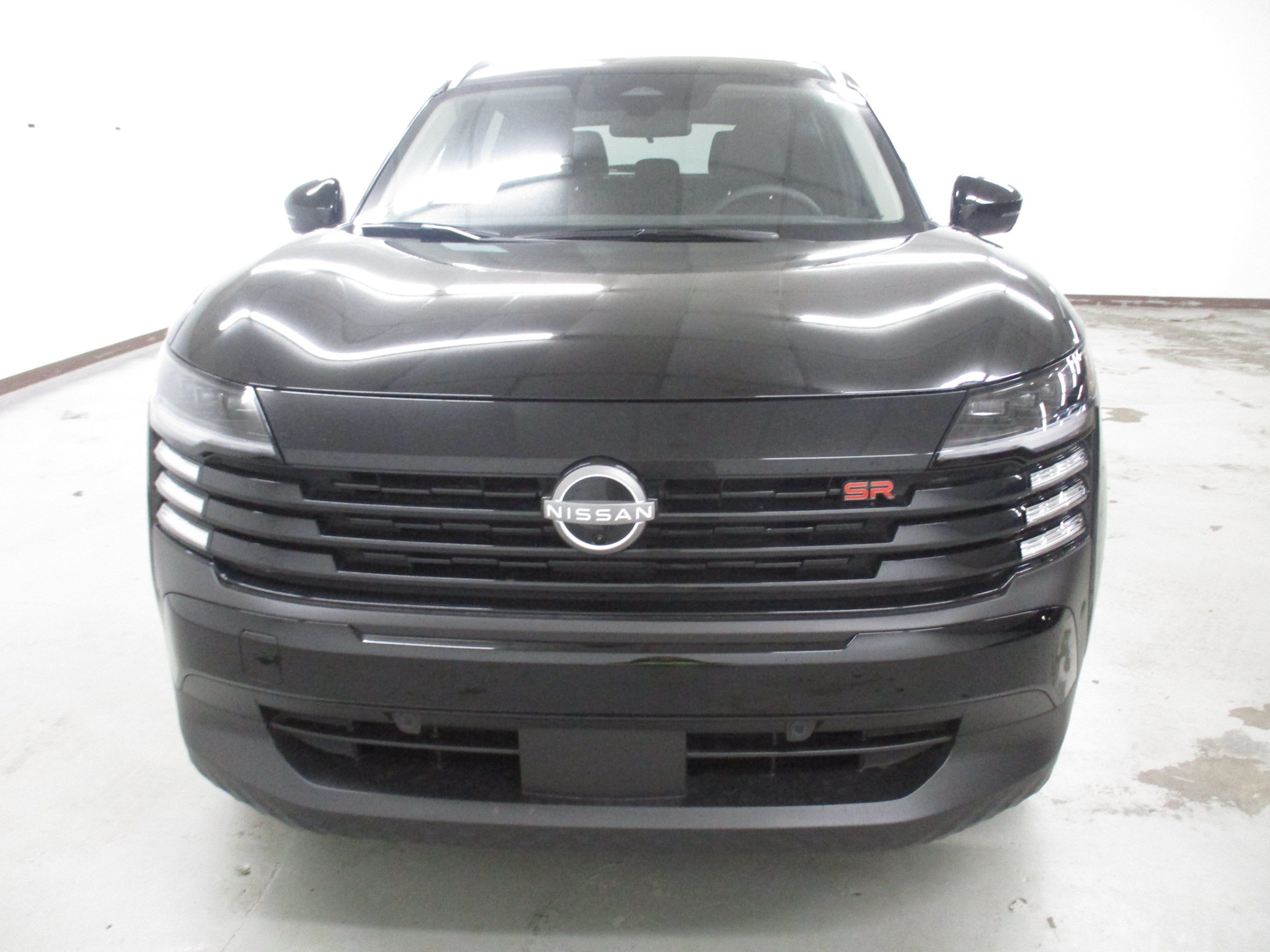 New 2026 Nissan Kicks SR w/ SR Premium Package AWD/4WD image 2