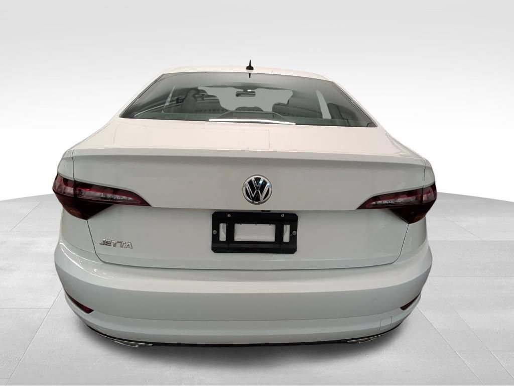 Used 2019 Volkswagen Jetta R-Line FWD image 4