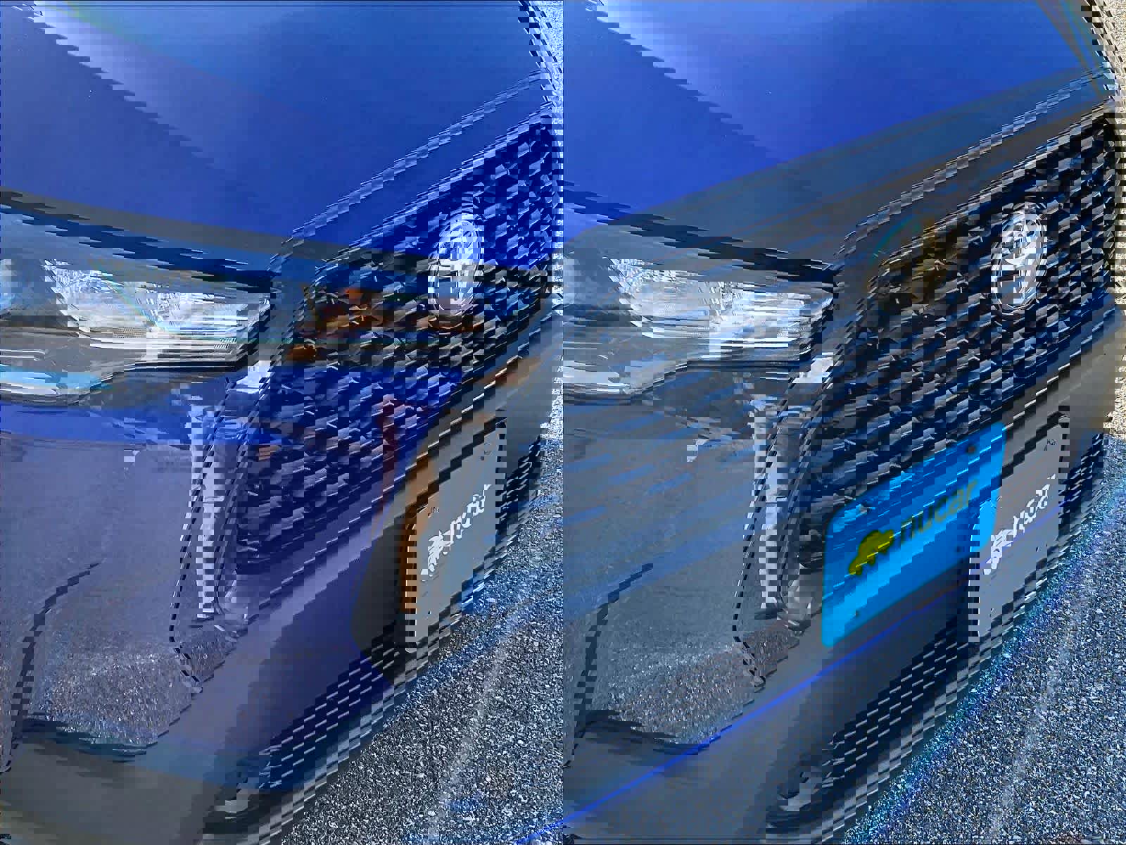 Used 2023 Toyota Corolla Cross LE image 32