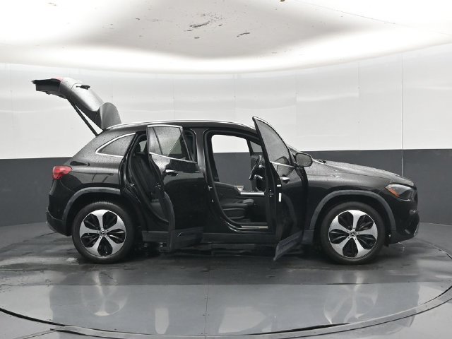 Used 2025 Mercedes-Benz GLA 250 4MATIC image 57