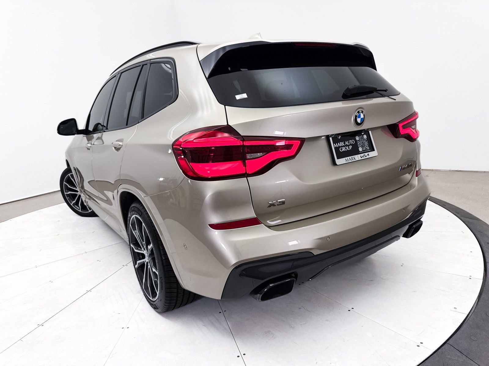 Used 2019 BMW X3 M40i w/ Premium Package image 9