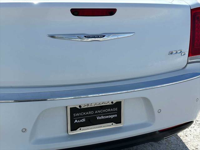 Used 2015 Chrysler 300 C w/ Light Group image 13