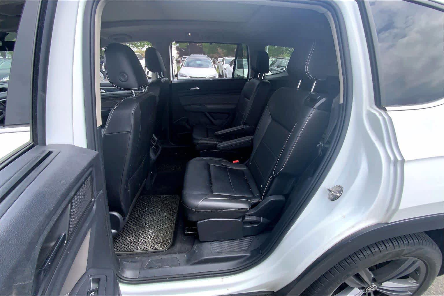 Used 2021 Volkswagen Atlas SE w/ Panoramic Sunroof Package AWD/4WD image 21