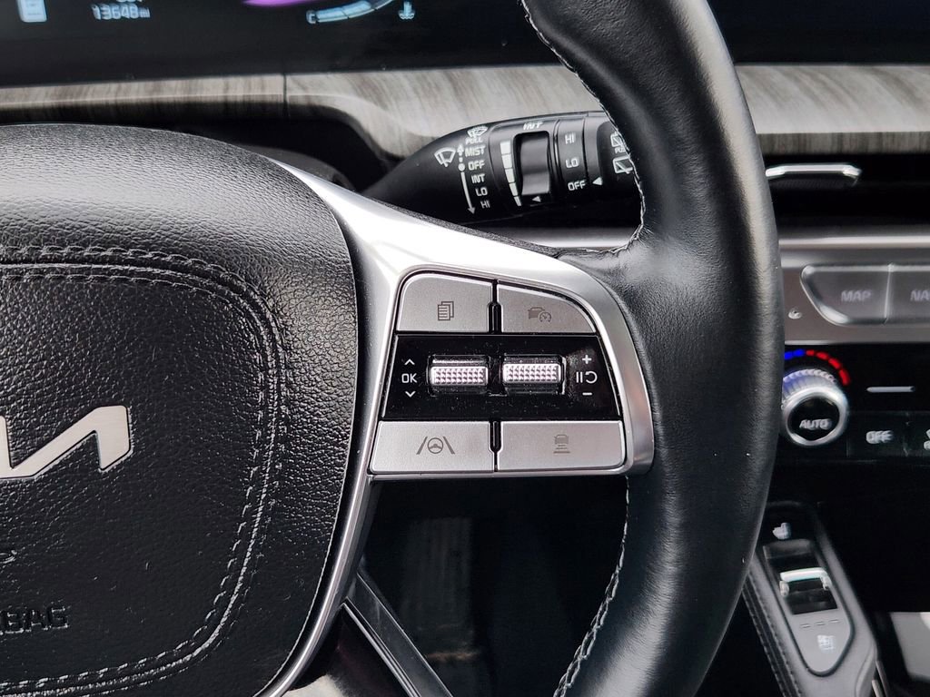 Certified 2025 Kia Telluride EX w/ EX Captain's Chair Package image 22