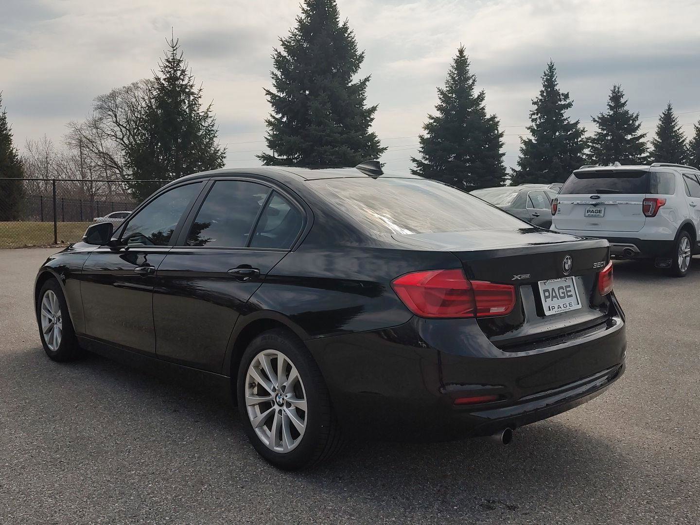 Used 2016 BMW 320i xDrive Sedan image 23