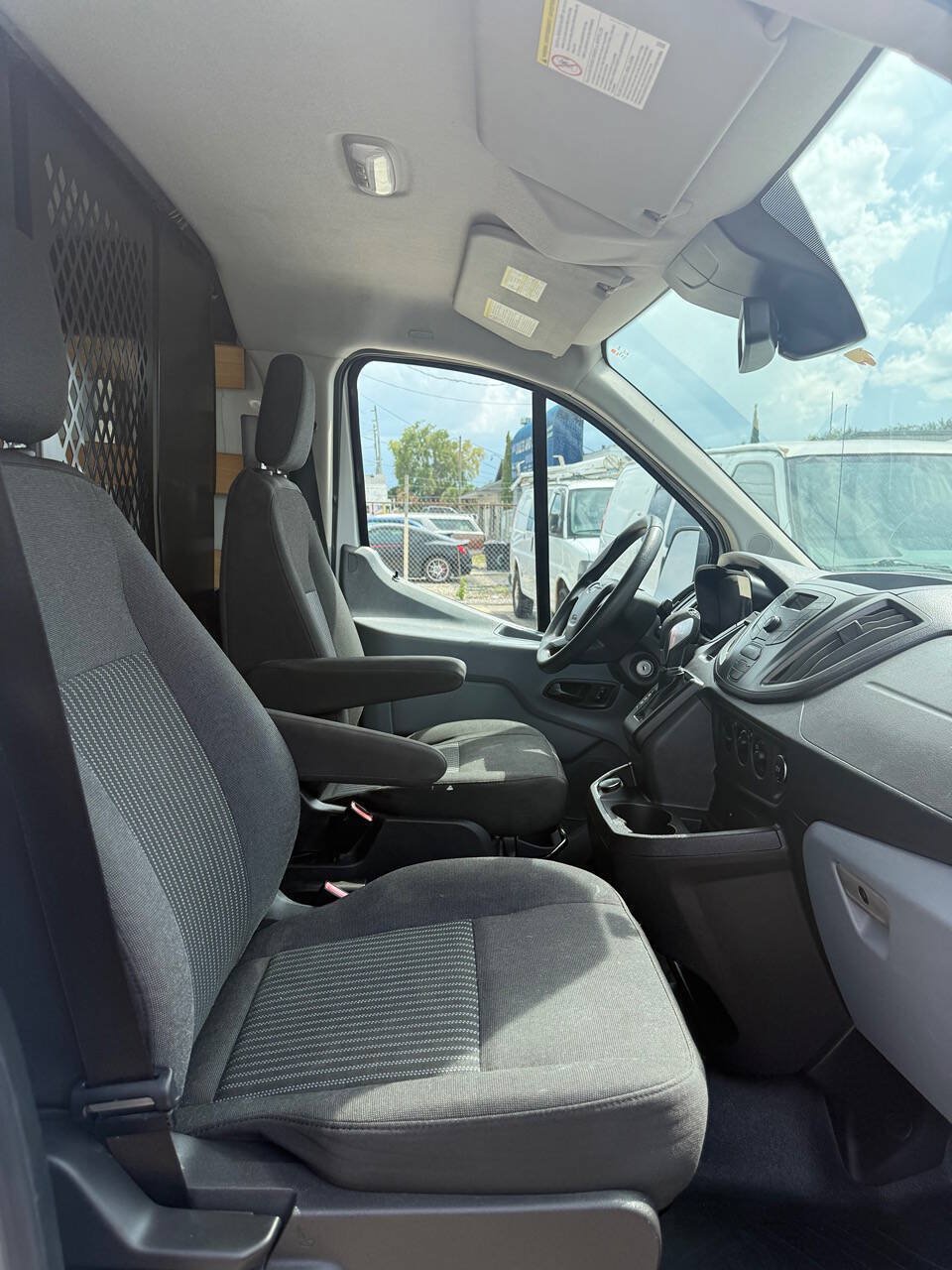 Used 2019 Ford Transit 250 130 Low Roof w/ Exterior Upgrade Package RWD image 35