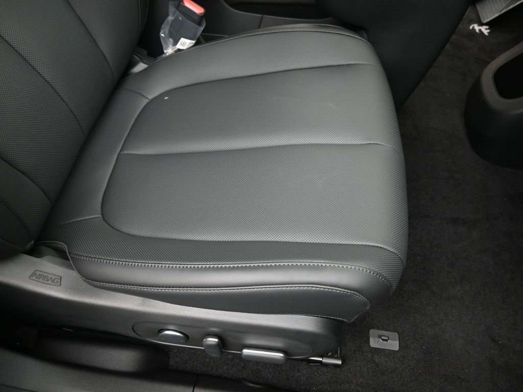 New 2026 Hyundai Ioniq 5 SEL image 13