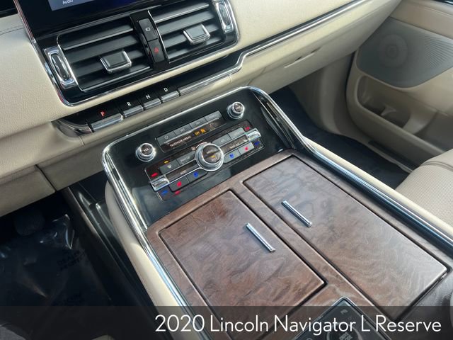 Used 2020 Lincoln Navigator L Reserve w/ Luxury Package image 22