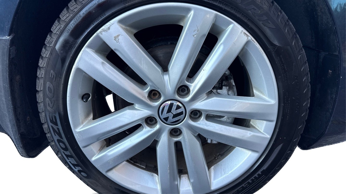 Used 2012 Volkswagen Golf TDI image 35
