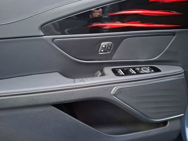 New 2026 Lincoln Nautilus Premier image 10