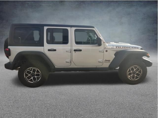 Used 2024 Jeep Wrangler Unlimited Rubicon w/ Convenience Group AWD/4WD image 11
