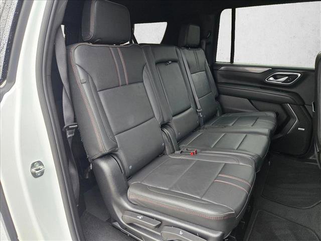 Used 2024 Chevrolet Suburban RST image 21