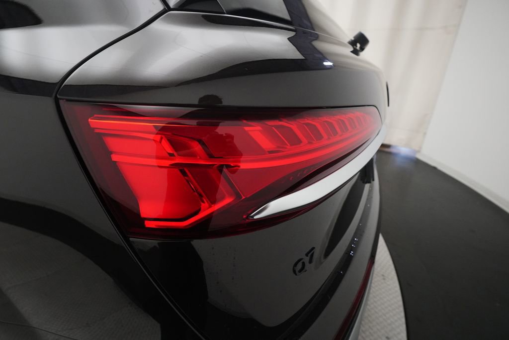 New 2026 Audi Q7 3.0T Premium image 12
