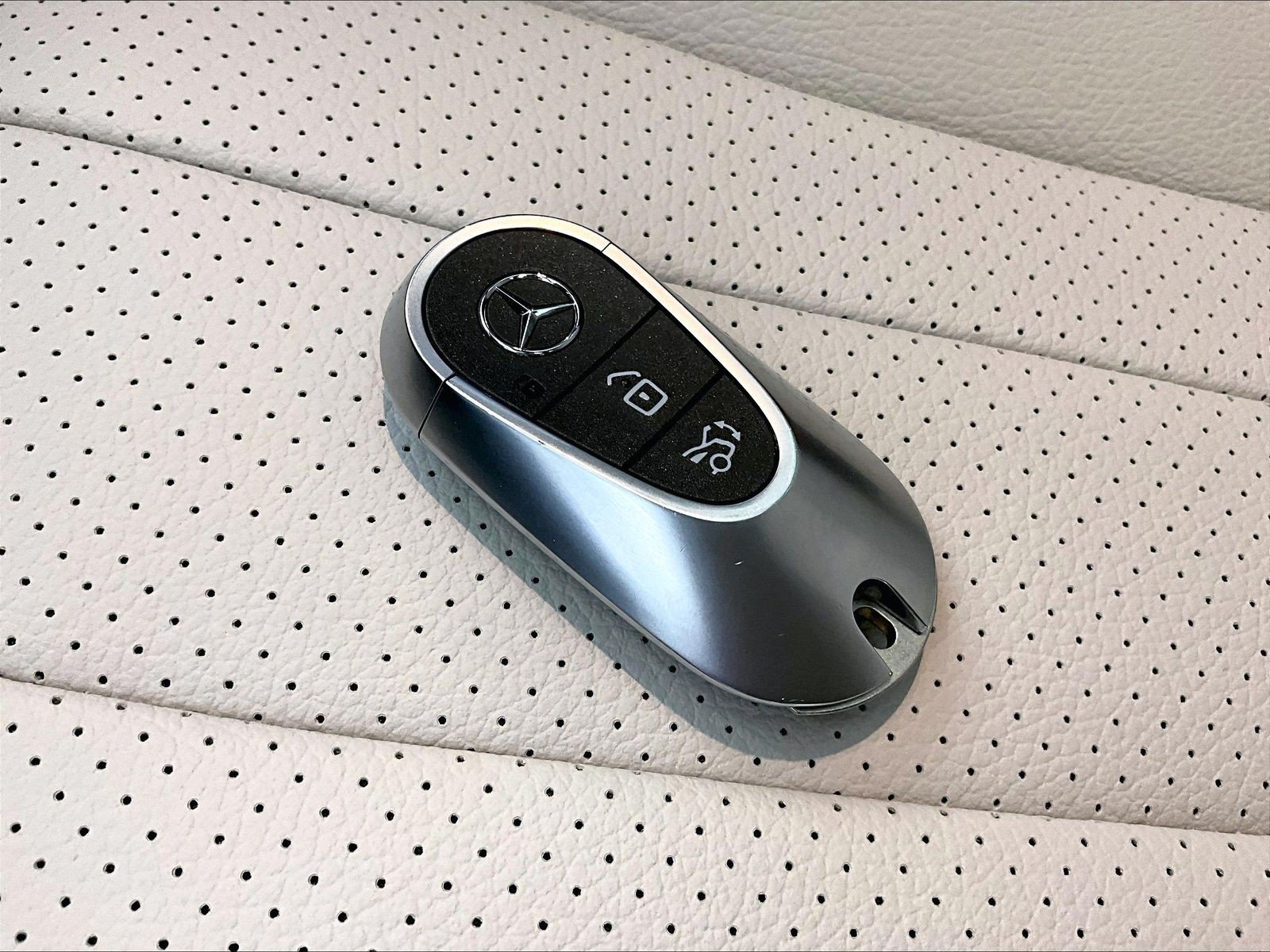 Used 2026 Mercedes-Benz E 350 Sedan image 12