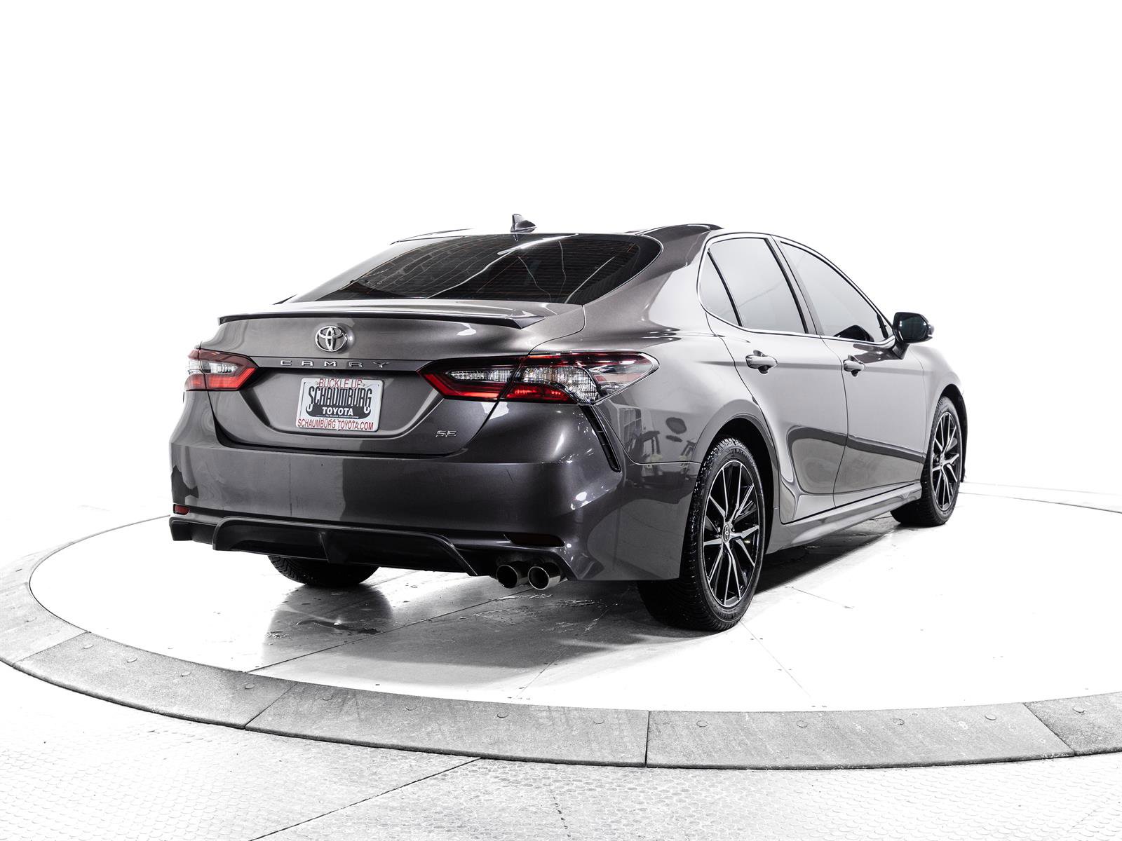 Certified 2021 Toyota Camry SE image 11
