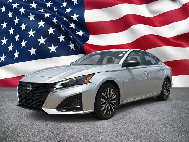 Used 2024 Nissan Altima 2.5 SV FWD image 12