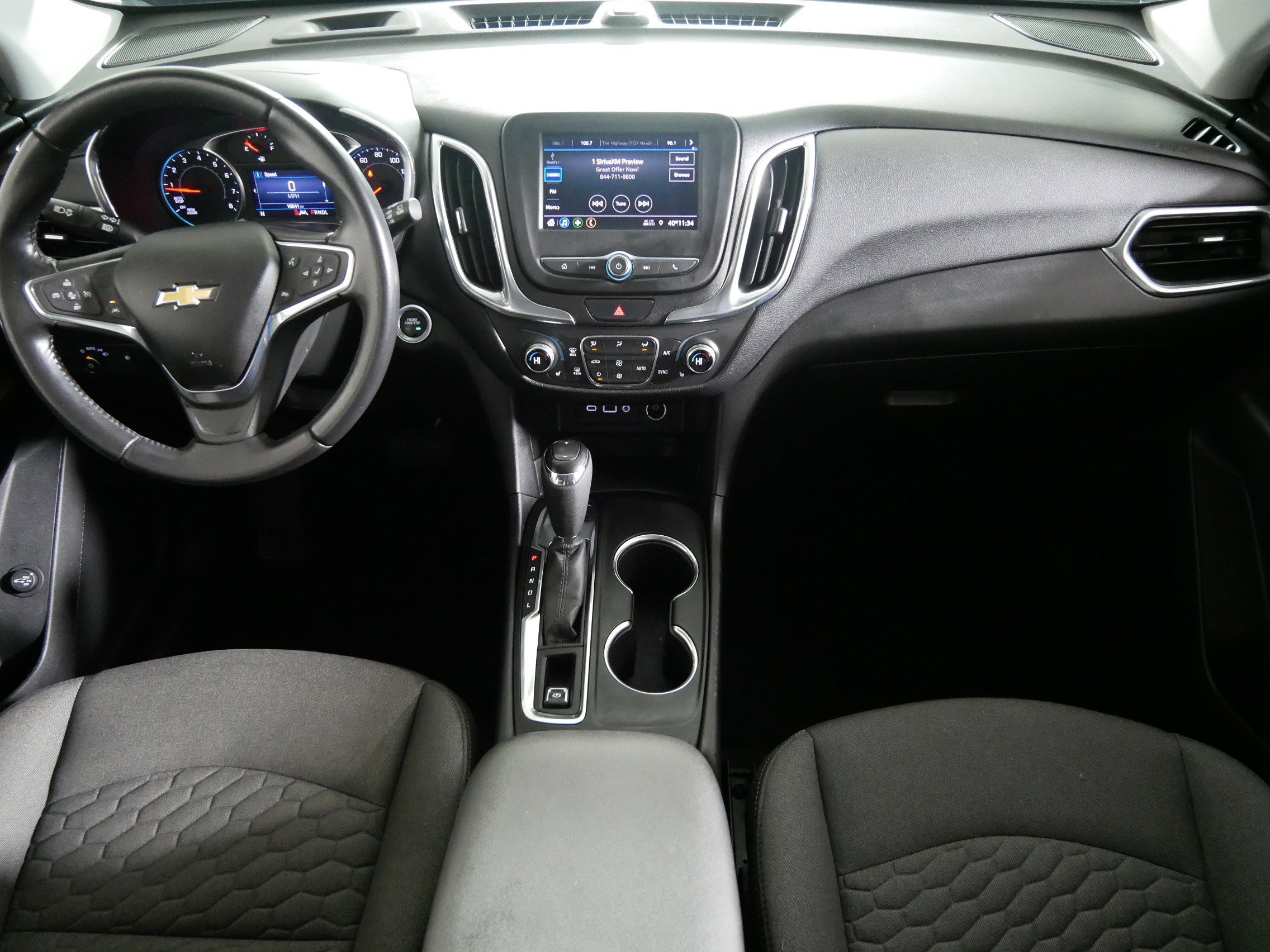 Used 2020 Chevrolet Equinox LT image 10