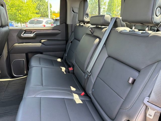 Used 2023 GMC Sierra 1500 SLT w/ SLT Premium Package AWD/4WD image 41