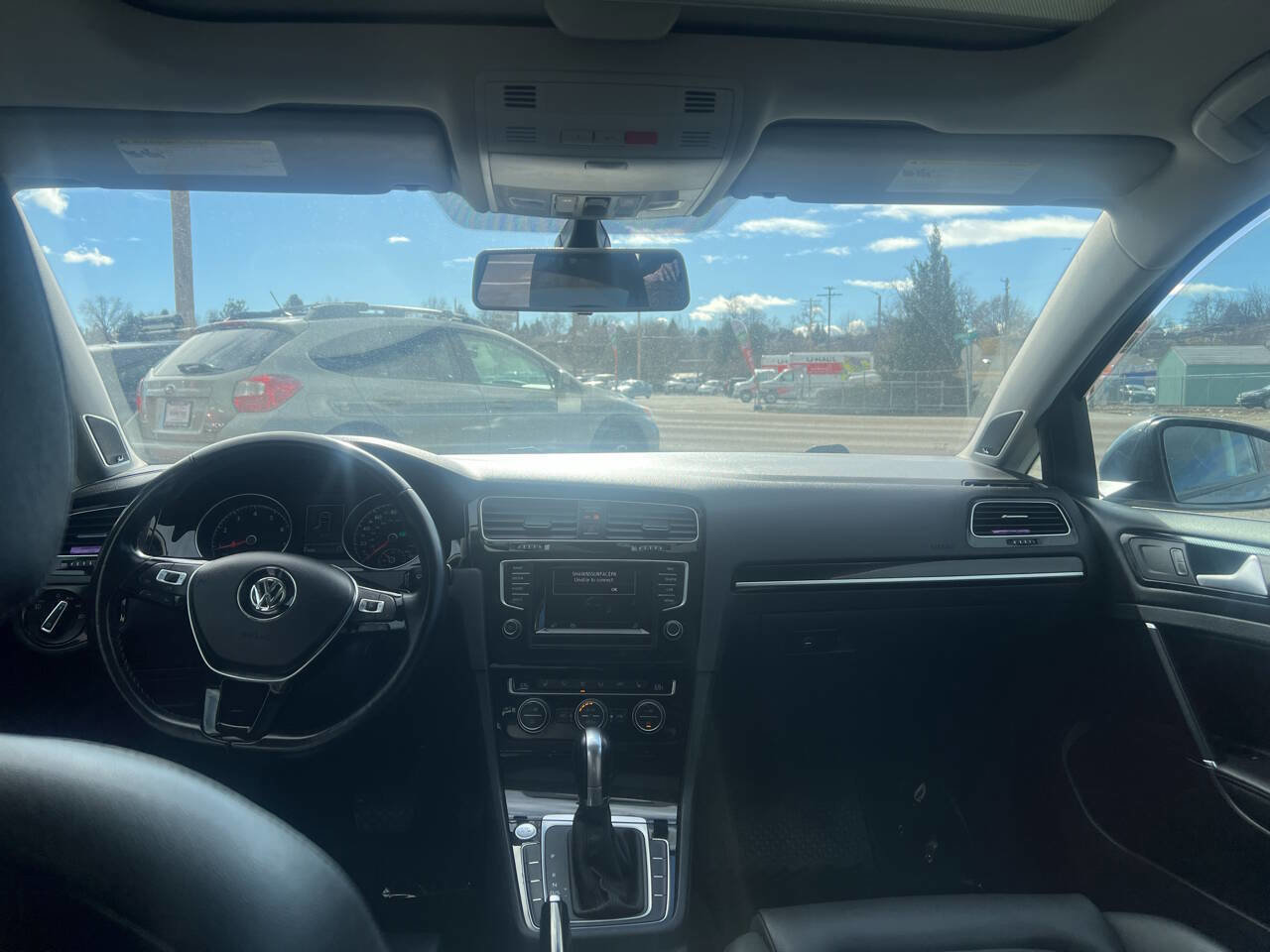 Used 2015 Volkswagen Golf SEL image 9